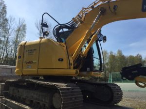 Ny gravemaskin New Holland 15 tonn - 6 mai 2016 - forfra